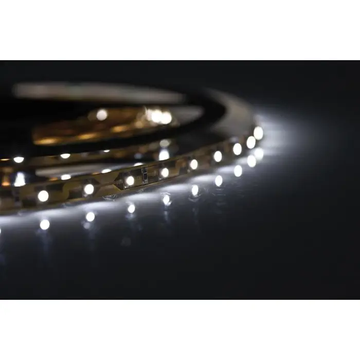 activejet-aje-z300l3528wci-led-strip-light-12622-oswacjtal0075.webp