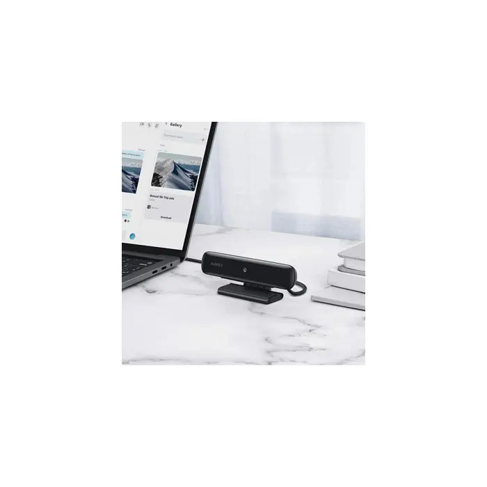 aukey-pc-w1-webcam-2-mp-usb-black-72572-peraukkam0003.webp