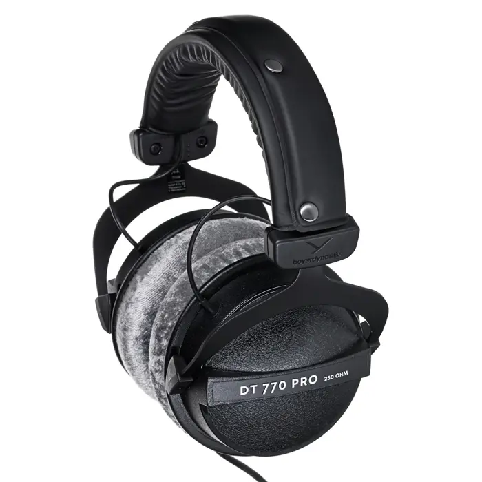 beyerdynamic-dt-770-pro-headphones-wired-head-band-music-bla-36226-misbyeslu0006.webp