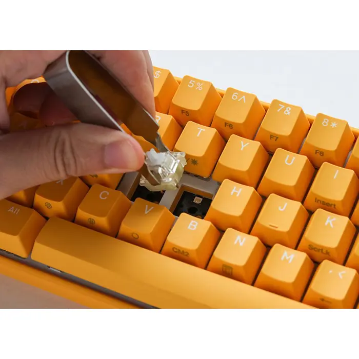 ducky-one-3-yellow-sf-keyboard-gaming-usb-us-english-37125-wlononwcr9517.webp