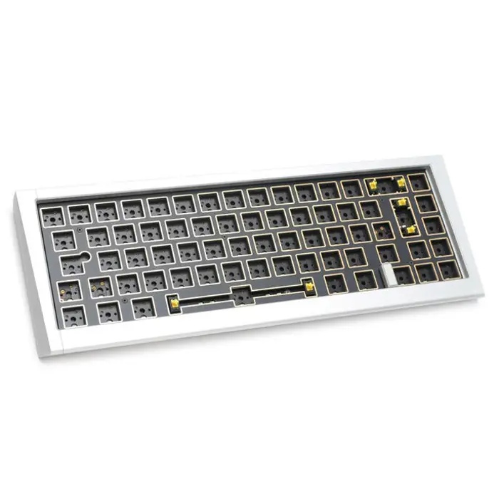 ducky-outlaw-65-gaming-keyboard-barebone-silver-ansi-79341-wlononwcra446.webp