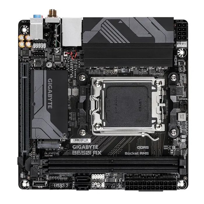 gigabyte-b650i-ax-10-processor-family-amd-processor-socket-a-68418-wlononwcraagy.webp