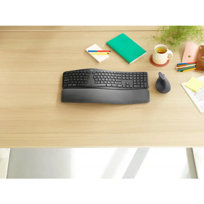 logitech-ergo-k860-for-business-80-wlononwcrde18.webp