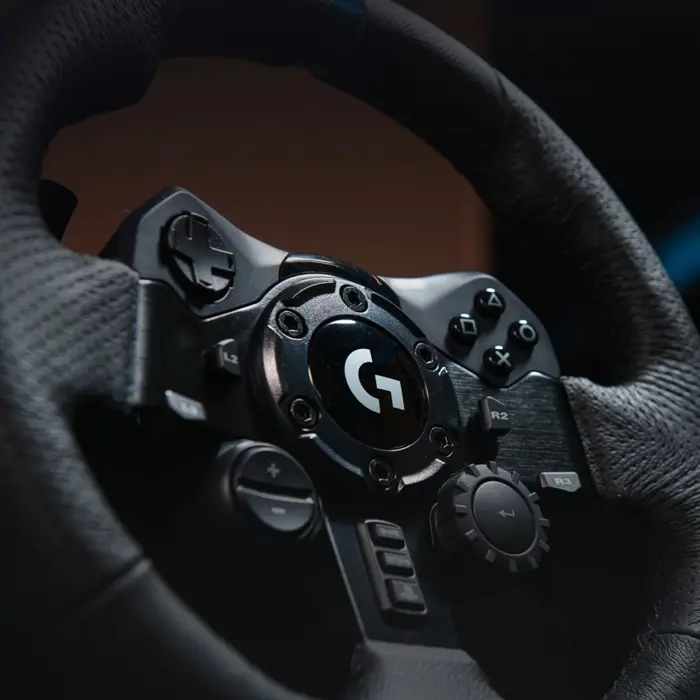 logitech-g-g923-racing-wheel-and-pedals-for-ps5-ps4-and-pc-18121-gamlogkon0008.webp