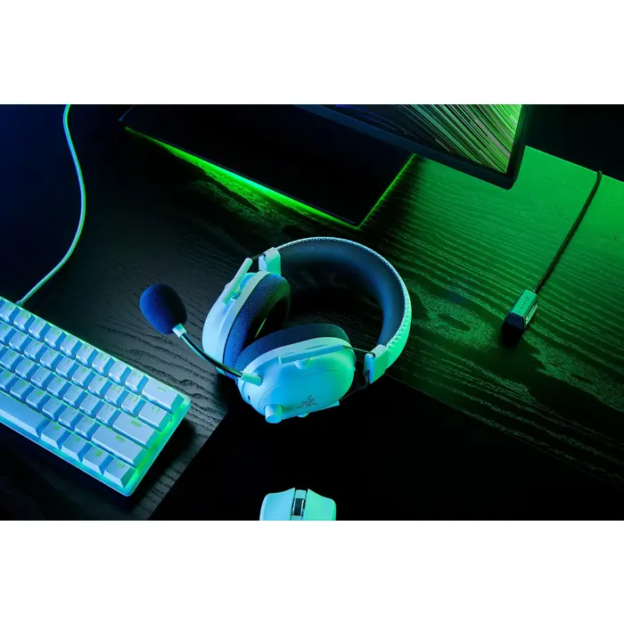 razer-blackshark-v2-pro-headset-wireless-head-band-gaming-bl-35418-wlononwcrcrjp.webp