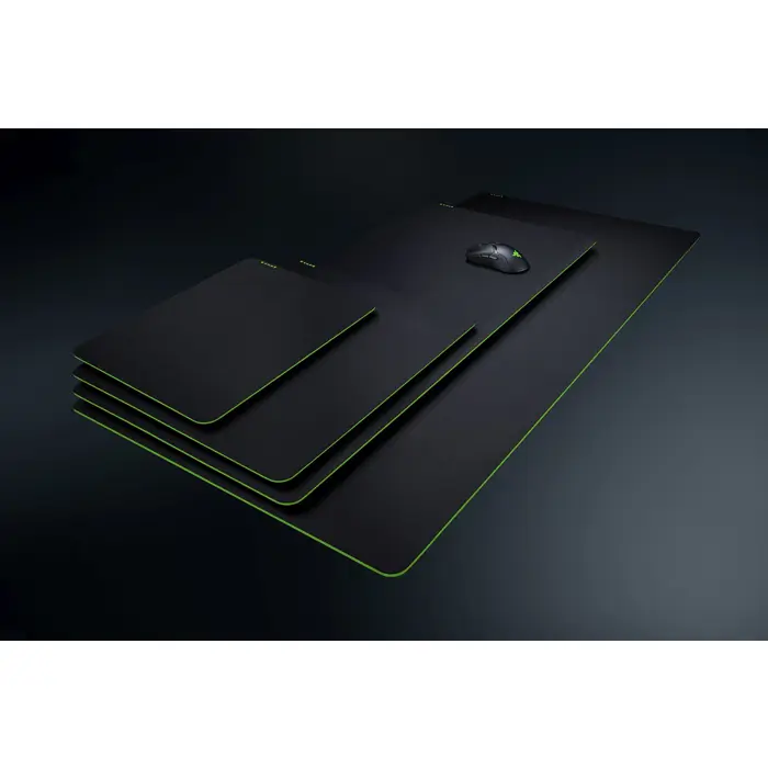 razer-gigantus-v2-medium-gaming-mouse-pad-black-green-26915-arbrazpod0010.webp