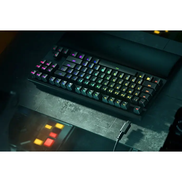 razer-huntsman-v2-tenkeyless-linear-optical-switch-red-54190-wlononwcra721.webp