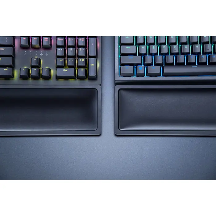 razer-wrist-rest-2272-wlononwcracu8.webp