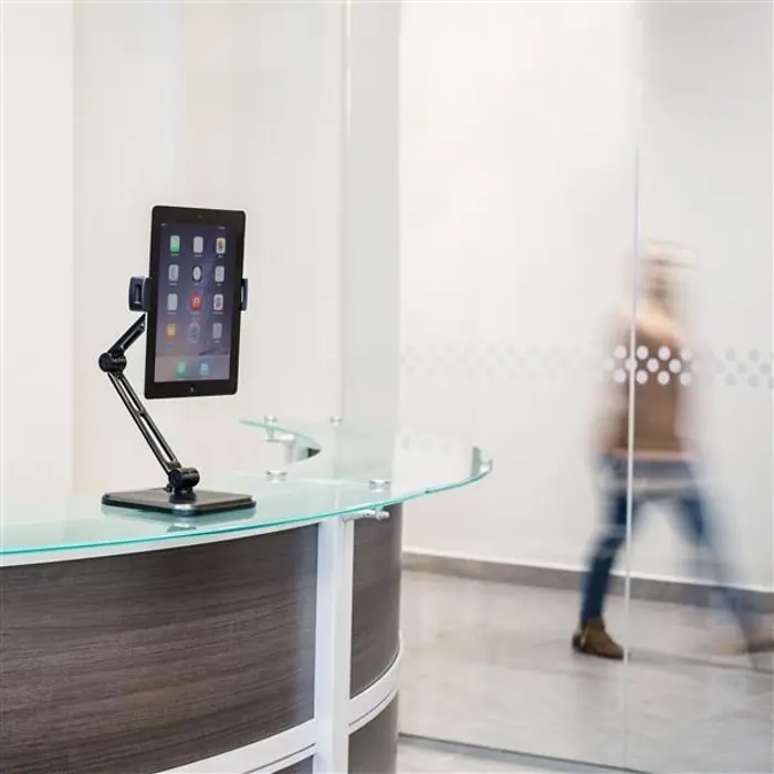 startechcom-adjustable-tablet-stand-with-arm-pivoting-wall-m-2264-wlononwcrdele.webp