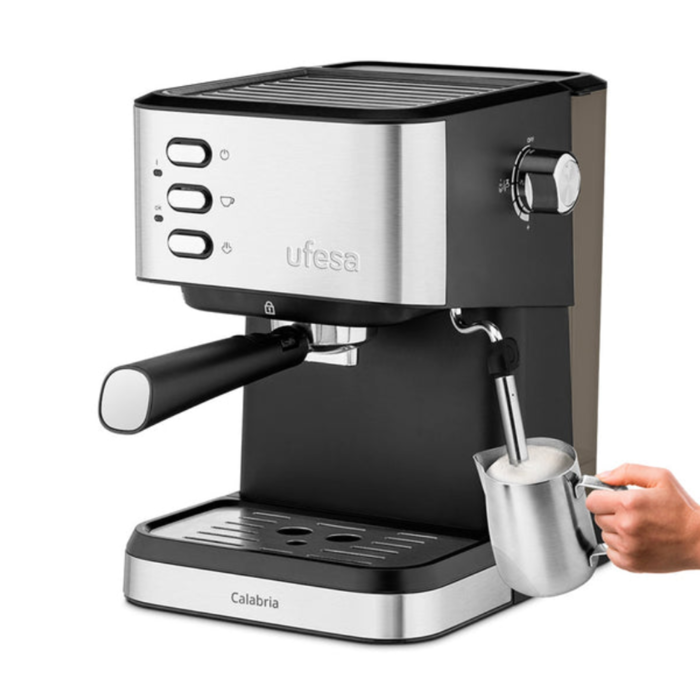 ufesa-espresso-coffee-machine-calabria-71705903-1050w-40943-ufega-71705903.webp