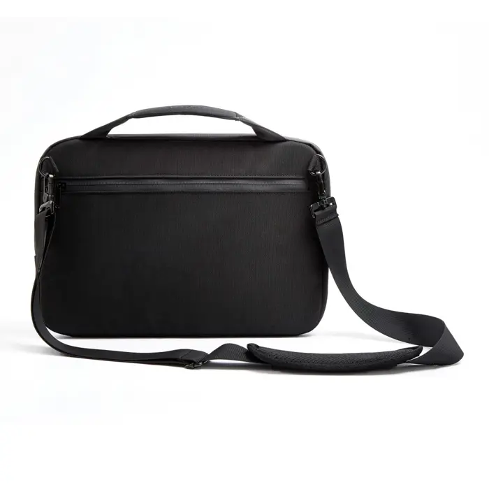 xd-design-laptop-bag-executive-14-pn-p706221-26478-tpexddtor0002.webp